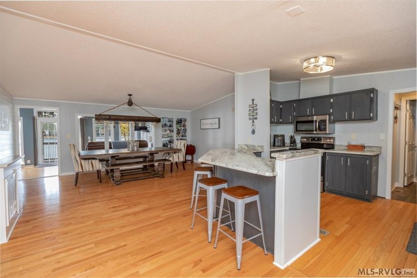 This fully furnished Lake Gaston waterfront home on Pea Hill - photo 4