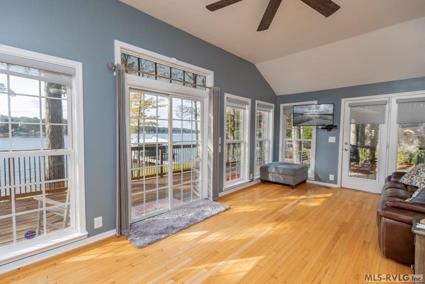 This fully furnished Lake Gaston waterfront home on Pea Hill - photo 10