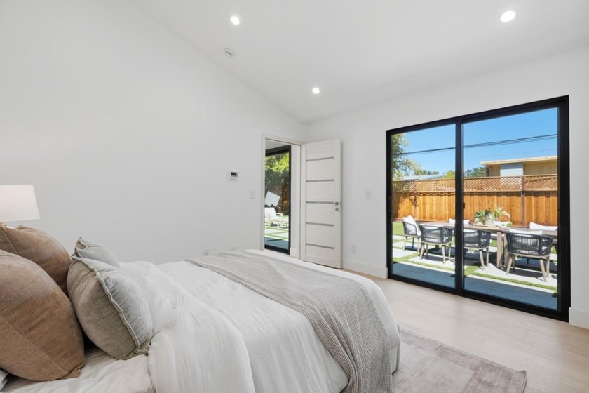 Stunning Fully Reimagined Luxury Residence in One of Los Altos - photo 33