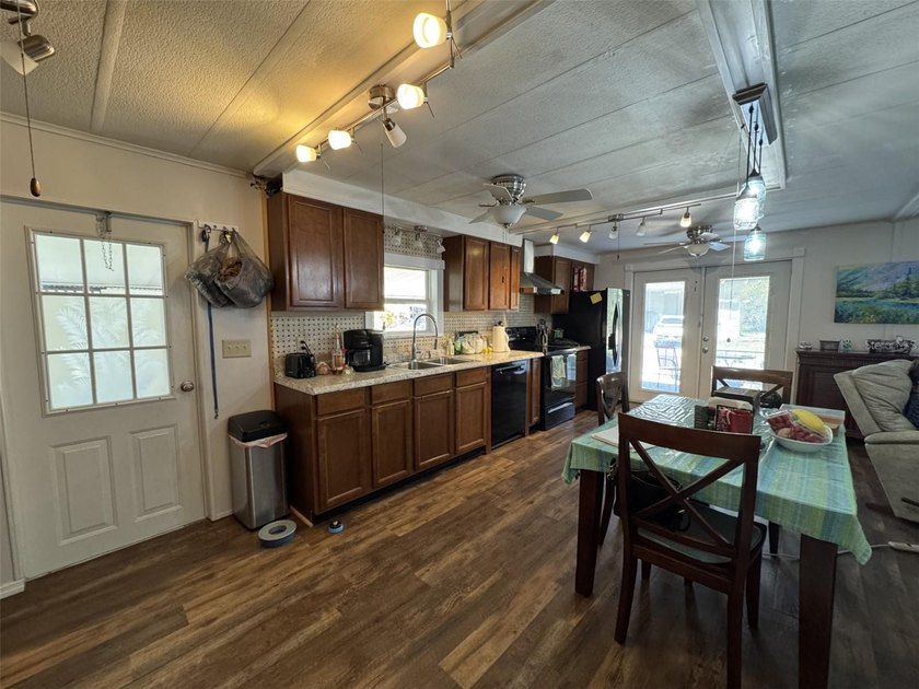 BACK ON THE MARKET!! YOU OWN THE LAND!! WELCOME HOME TO THIS - photo 18