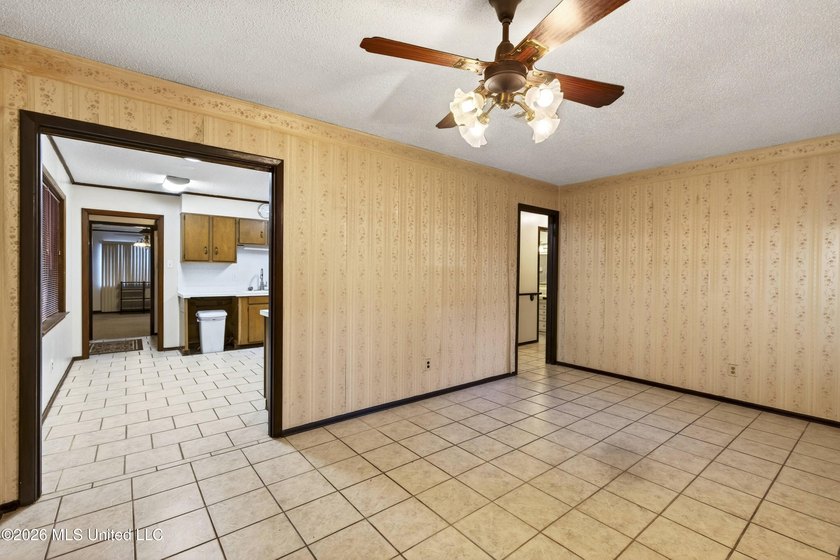 PRICED THOUSANDS BELOW APRRAISED VALUE... Located less than a - photo 9