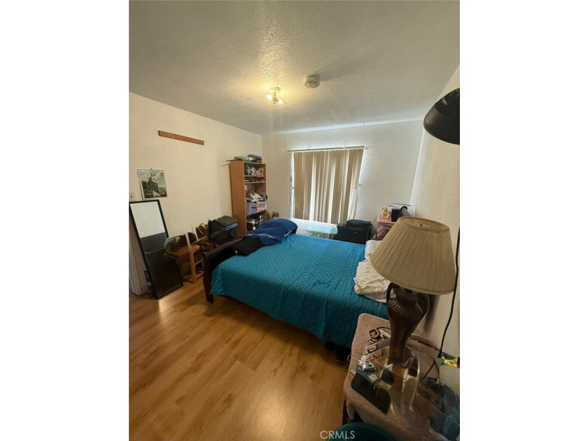 Welcome to this charming TRIPLEX located at 1405 Lagoon Ave in - photo 14