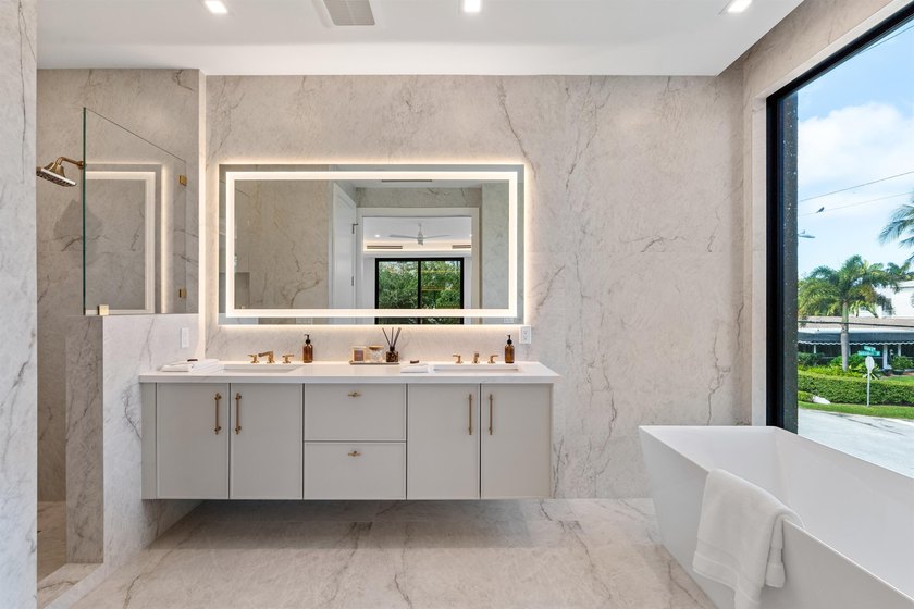 Located in the heart of Delray Beach's vibrant and charming - photo 22