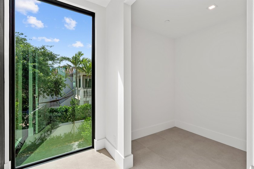 Located in the heart of Delray Beach's vibrant and charming - photo 29