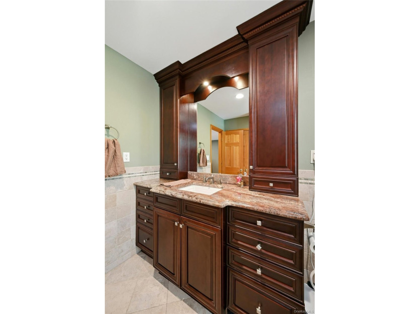 Timeless &amp; Classic, Refined &amp; Elegant, This Impeccable Four - photo 33