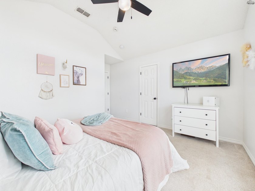 Imagine mornings filled with natural light, evenings gathered - photo 27