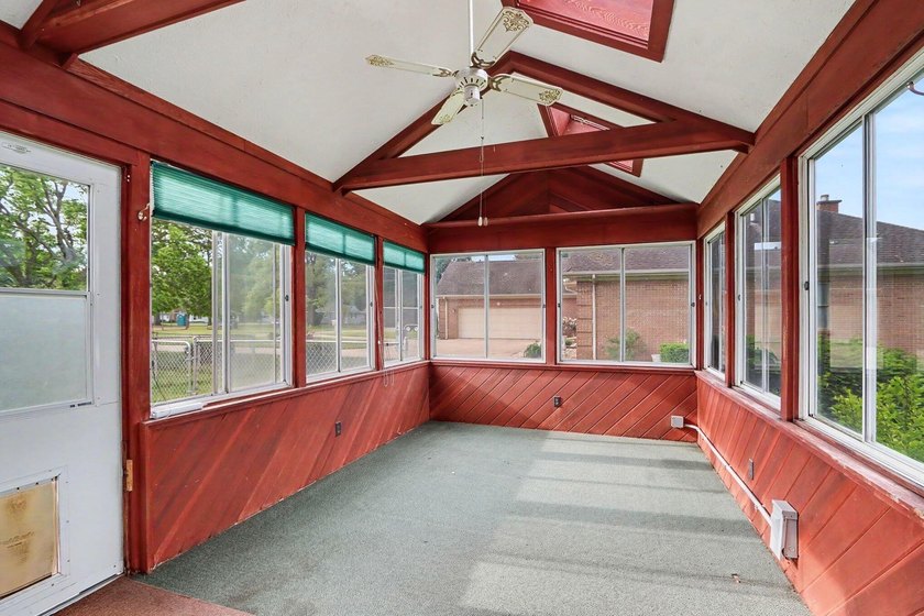 One of the most iconic Lakefront homes on Lake of the Woods in - photo 28
