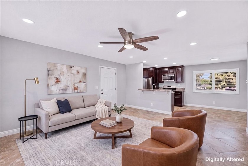 Welcome to this beautifully maintained 1-bedroom, 1-bath - photo 4