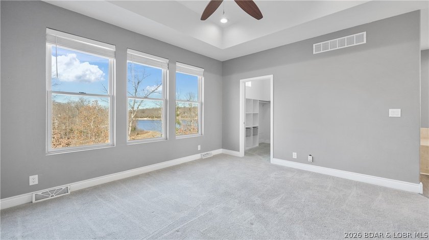 This Four Seasons gem is going to check all of the boxes on your - photo 21