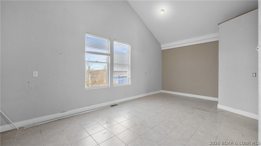 This Four Seasons gem is going to check all of the boxes on your - photo 32