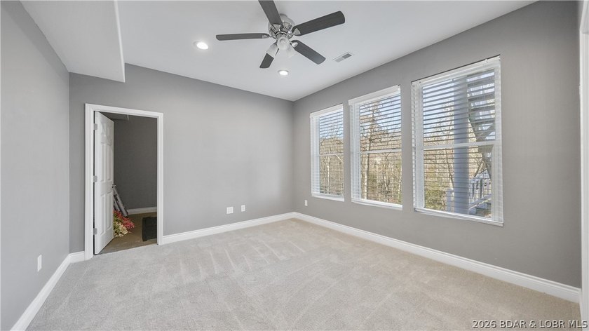 This Four Seasons gem is going to check all of the boxes on your - photo 34