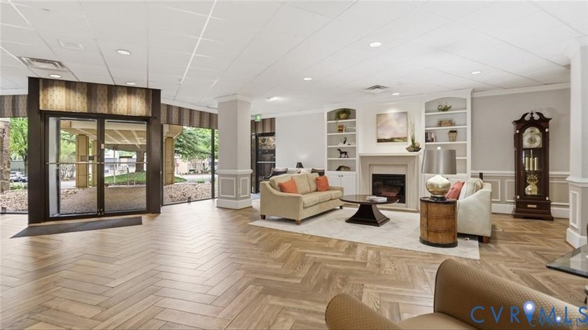 Large bright two bedroom unit in highly desirable Hathaway - photo 22