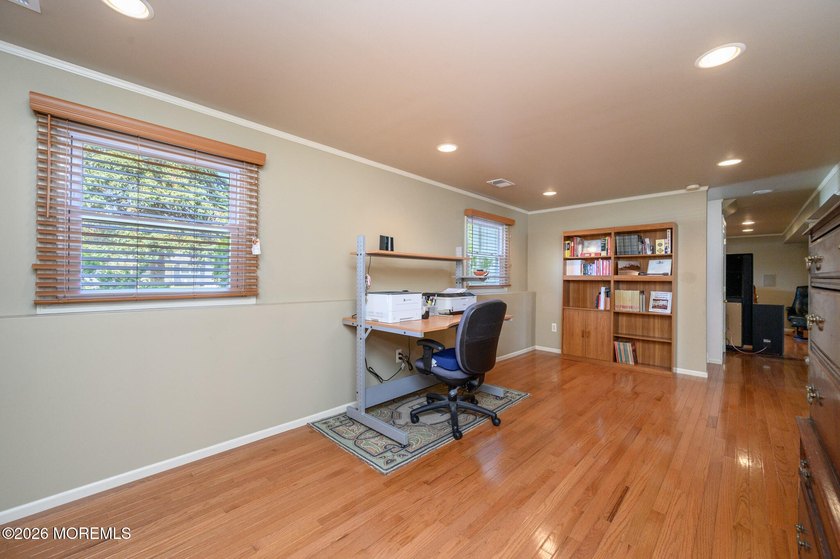 Home Sweet Home! Beautiful 3 Bed 2.5 Bath Expanded Bi-Level with - photo 29