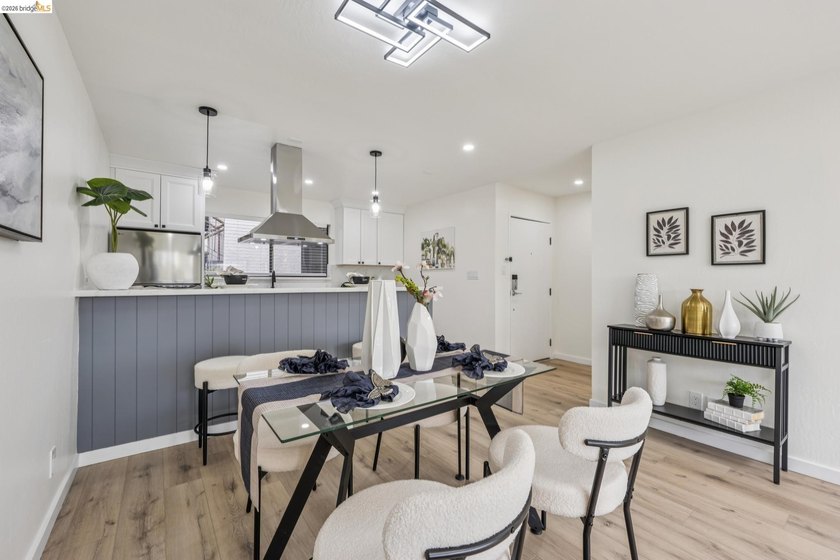 Spacious loft-style one-bedroom, one-and-a-half-bath two story - photo 3