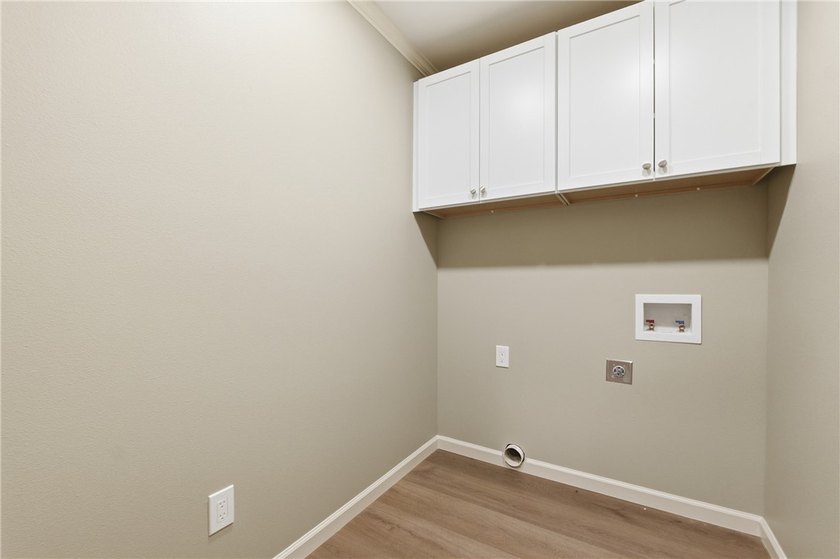 Welcome home to this partially new build with one of the largest - photo 14