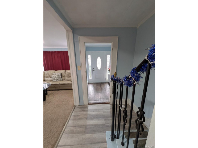 Welcome to this charming home in the heart of Suffolk County! - photo 10