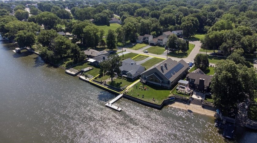 Experience waterfront living at its finest in this beautifully - photo 40