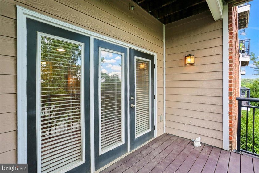 Enjoy a carefree lifestyle at The Fitz, where exceptional - photo 10