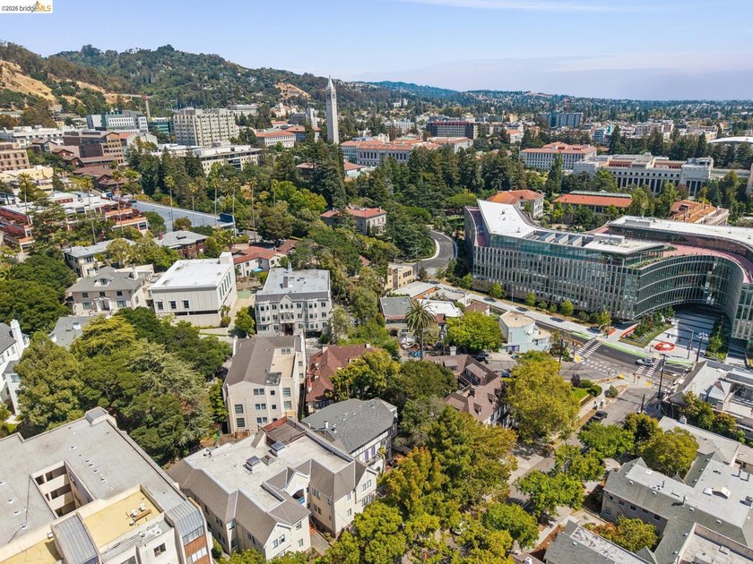 Two doors from the UC Berkeley campus and the new Bakar AI/Data - photo 2