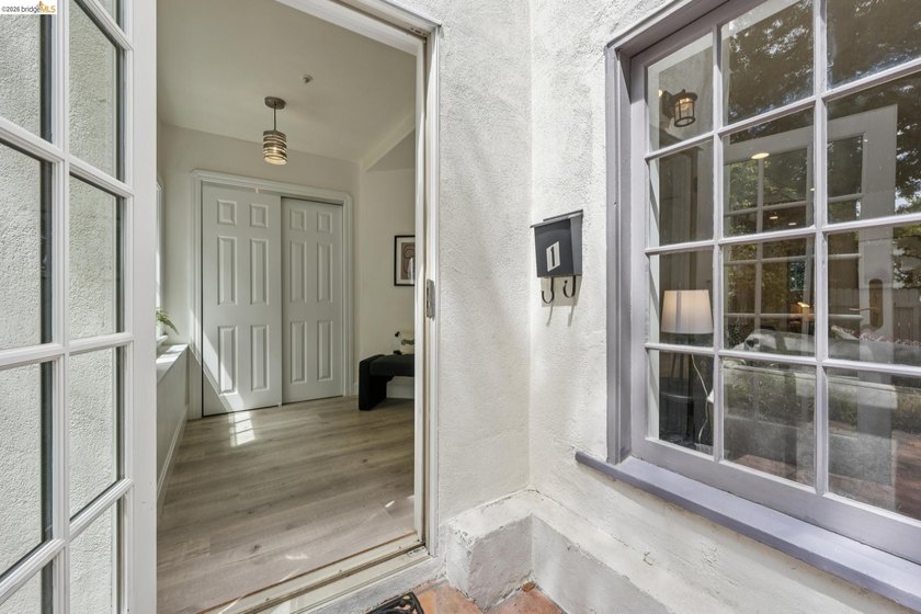 Two doors from the UC Berkeley campus and the new Bakar AI/Data - photo 4