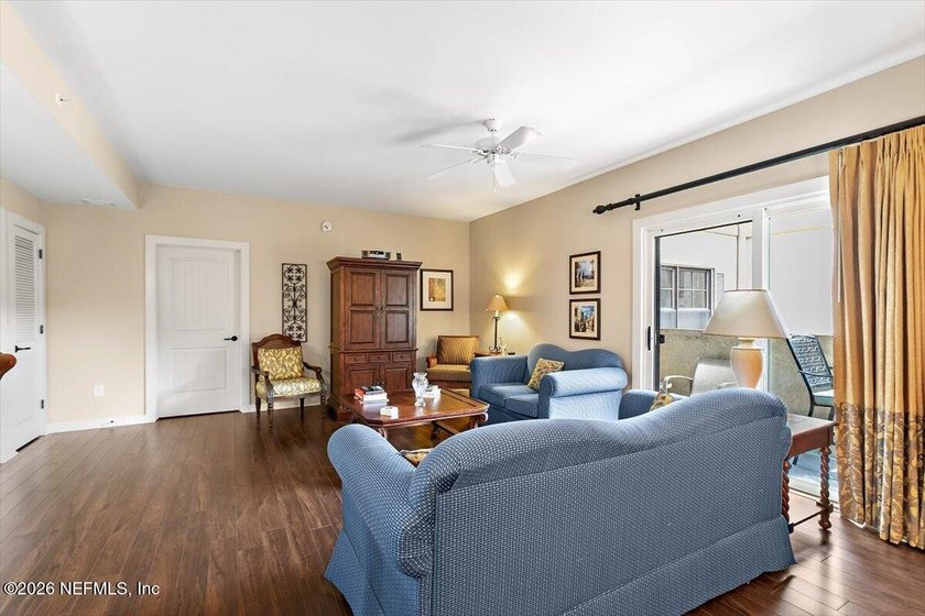 Enjoy the ideal blend of relaxed living and income potential in - photo 3