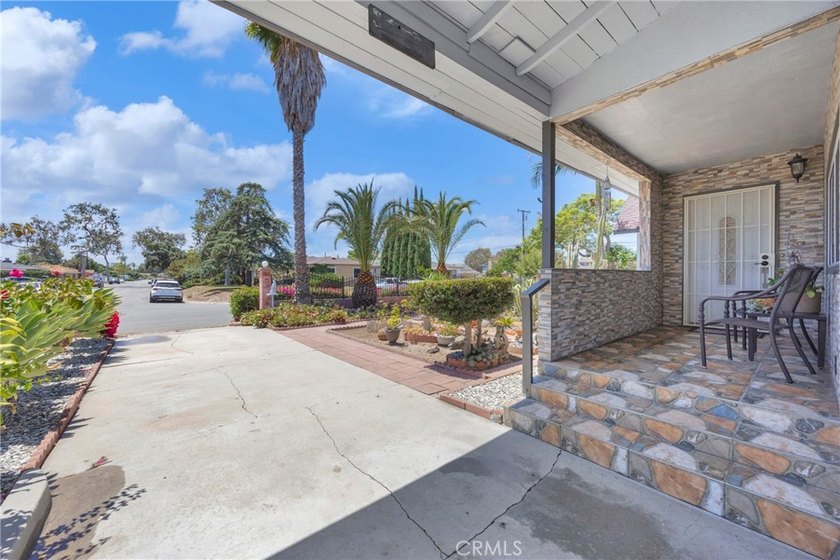 Rare opportunity to own a spacious single-level home with a - photo 8