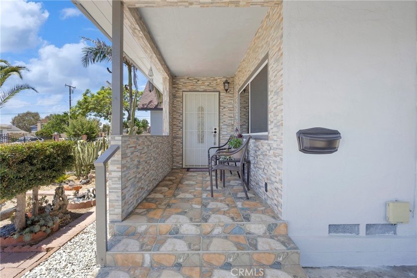 Rare opportunity to own a spacious single-level home with a - photo 9