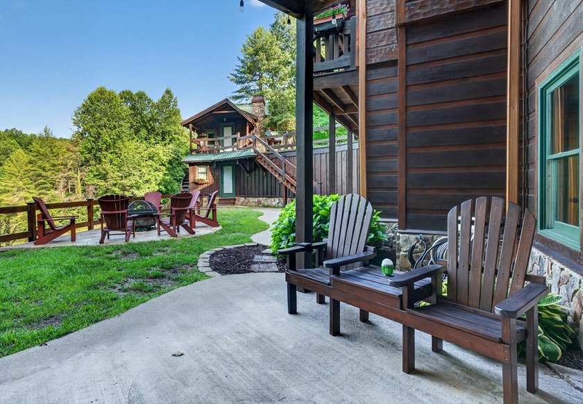 Experience timeless mountain living in this exceptional - photo 24