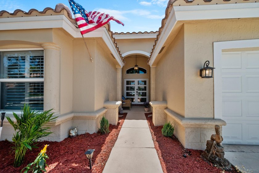BETTER THAN NEW! Beautifully upgraded 4BR/2.5BA home in Oakmont - photo 2