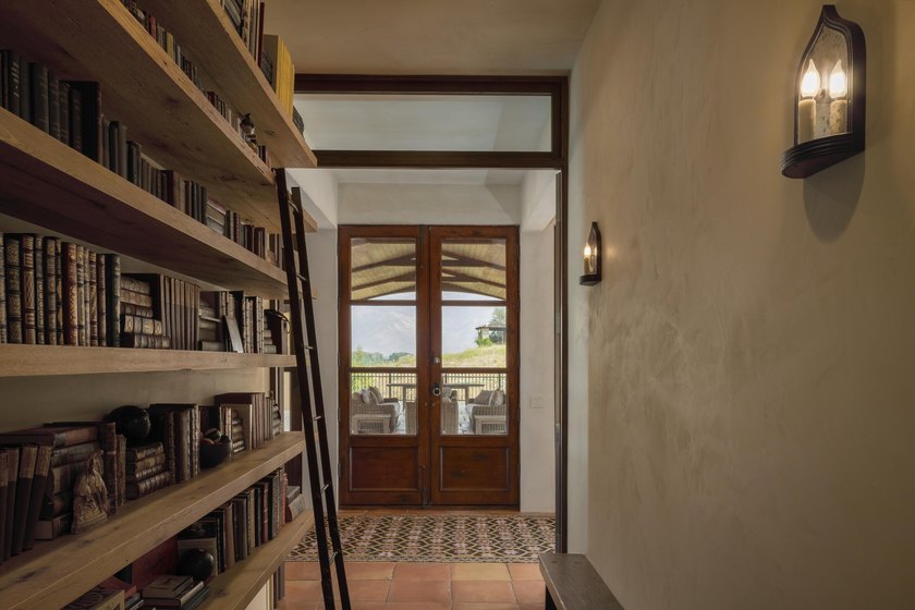 Nestled on 21.77 private acres in Bellevue, this Tuscan estate - photo 28