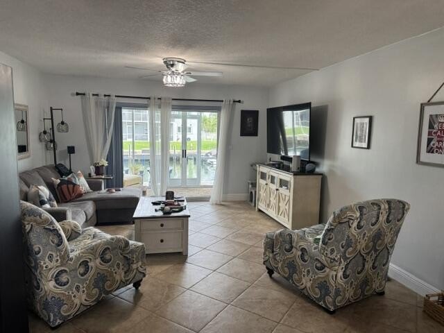 Welcome to this charming two-bedroom, two-bathroom condominium - photo 2