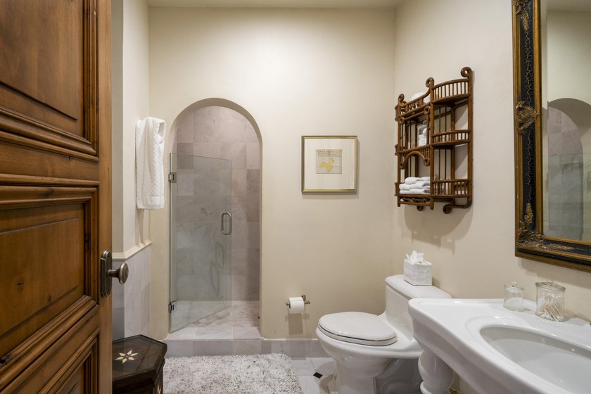 Nestled on 21.77 private acres in Bellevue, this Tuscan estate - photo 46