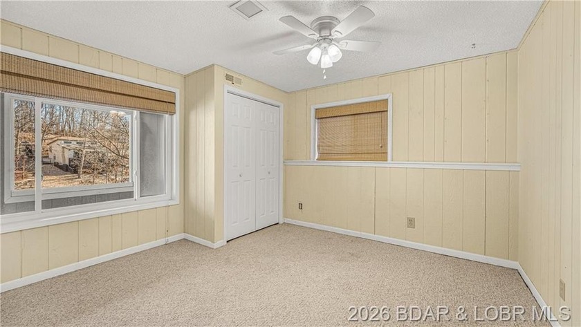 MOTIVATED SELLER-PRICE IMPROVED! The location on this 3 bed 2 - photo 13