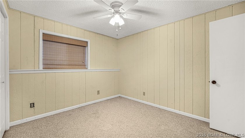MOTIVATED SELLER-PRICE IMPROVED! The location on this 3 bed 2 - photo 14