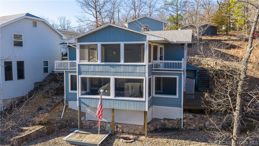 MOTIVATED SELLER-PRICE IMPROVED! The location on this 3 bed 2 - photo 21