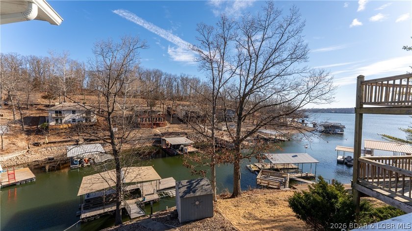 MOTIVATED SELLER-PRICE IMPROVED! The location on this 3 bed 2 - photo 29