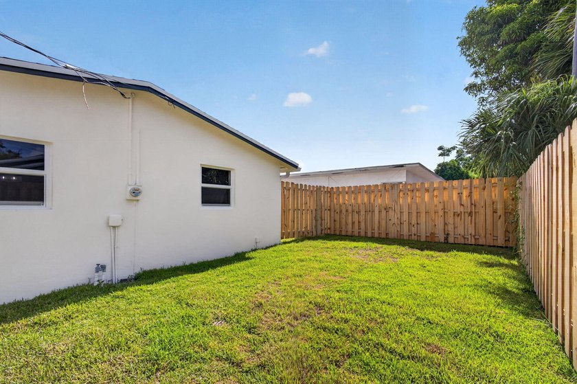 It's like living in a brand new house! Completely renovated 4 - photo 4