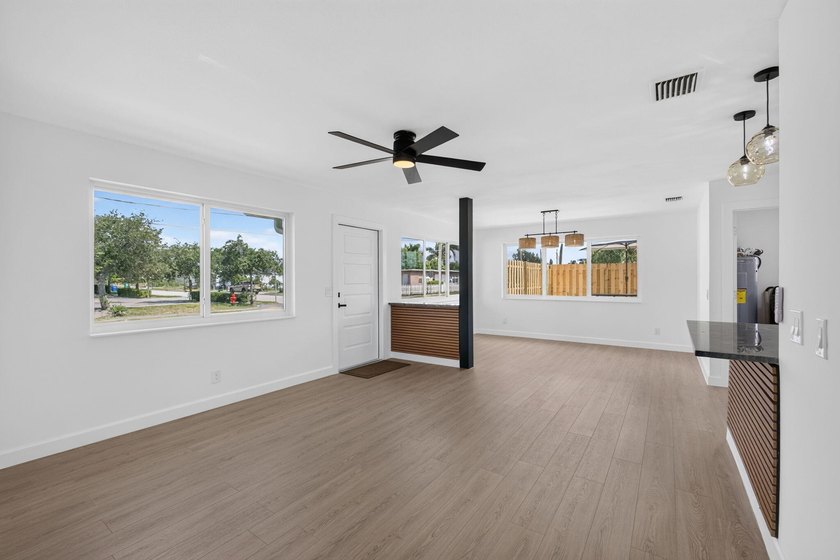 It's like living in a brand new house! Completely renovated 4 - photo 7