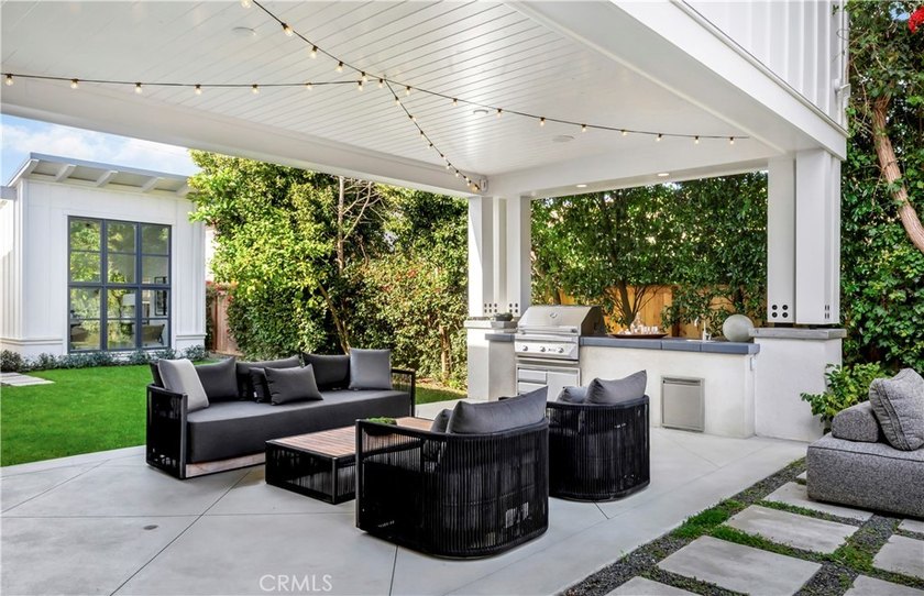 Welcome to 2217 Laurel Place -a bespoke architectural gem tucked - photo 8