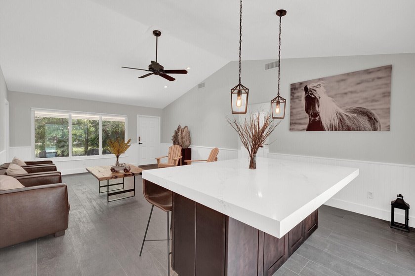 If you are looking for an extremely Clean &amp; well maintained Home - photo 10