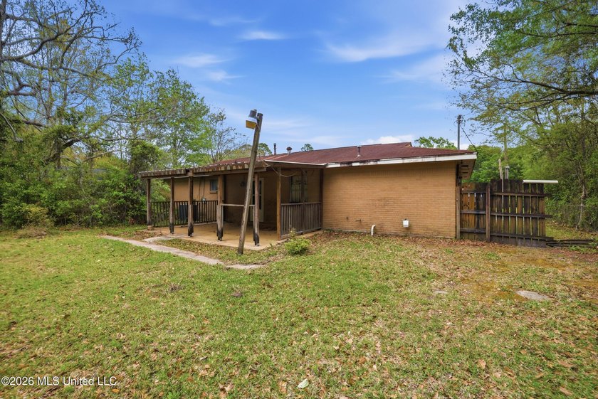 Must-see home in Forrest Cove Estates in D'Iberville! This - photo 31