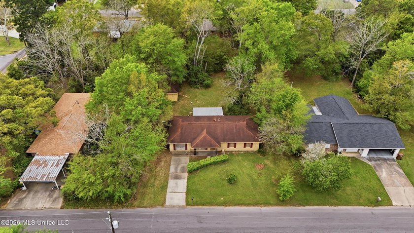 Must-see home in Forrest Cove Estates in D'Iberville! This - photo 33
