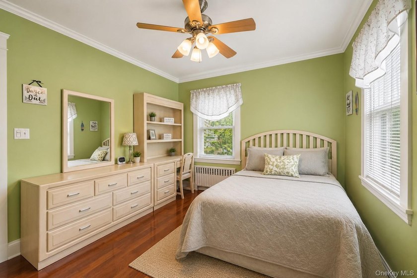Welcome home to the highly sought-after Stephenson Park - photo 12
