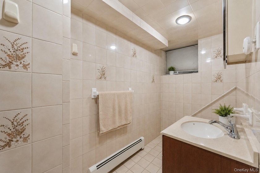 Welcome home to the highly sought-after Stephenson Park - photo 18