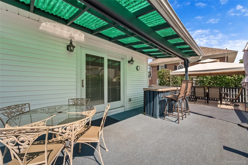 Welcome home to the highly sought-after Stephenson Park - photo 19