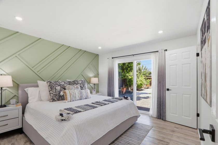 NORTH-EAST FACING Elegantly Updated HOME with FEEL-GOOD Factor - photo 20