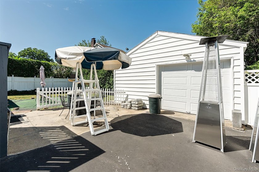 Welcome home to the highly sought-after Stephenson Park - photo 25