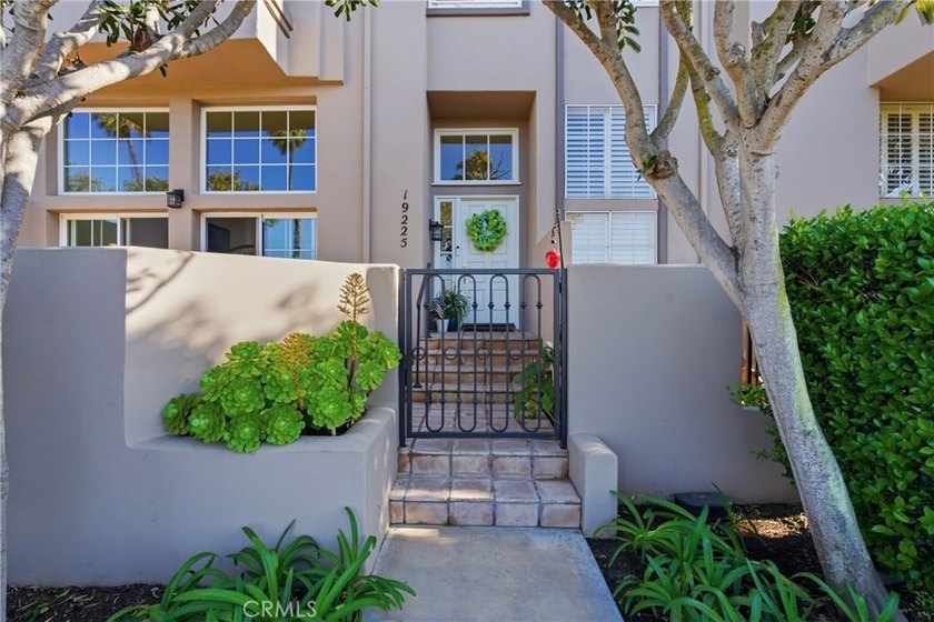 If you're going to buy a house, buy a house with a view! This - photo 2