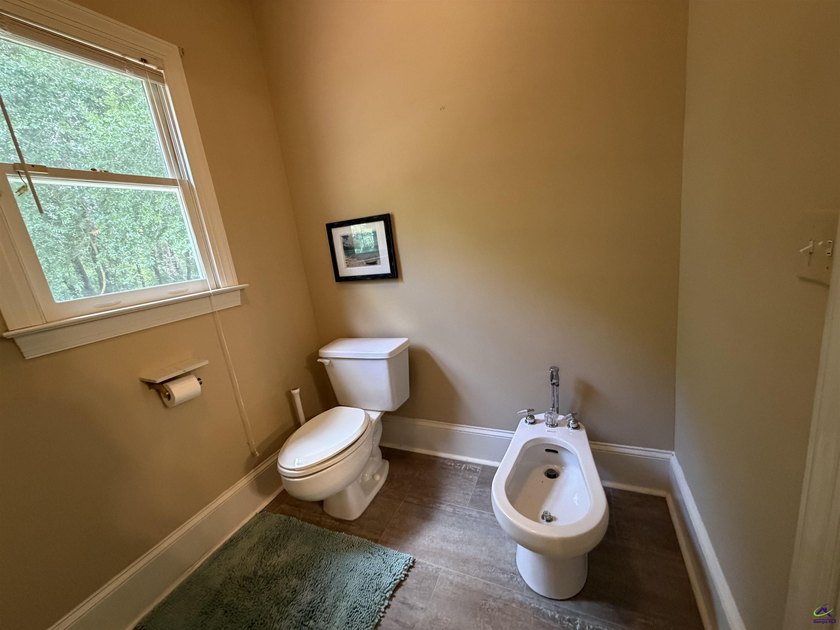Space for everyone in this beautiful 3 level home located on - photo 44