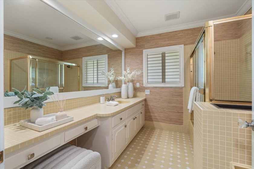 Enjoy exceptional country club living in this beautifully - photo 22